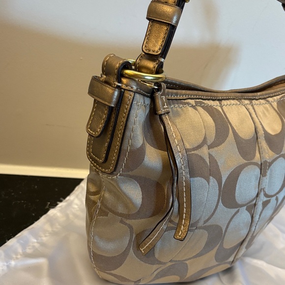 COACH SoHo Signature Hobo - Picture 3 of 8